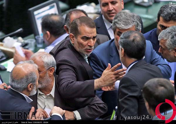درگیری تاجگردون در مجلس