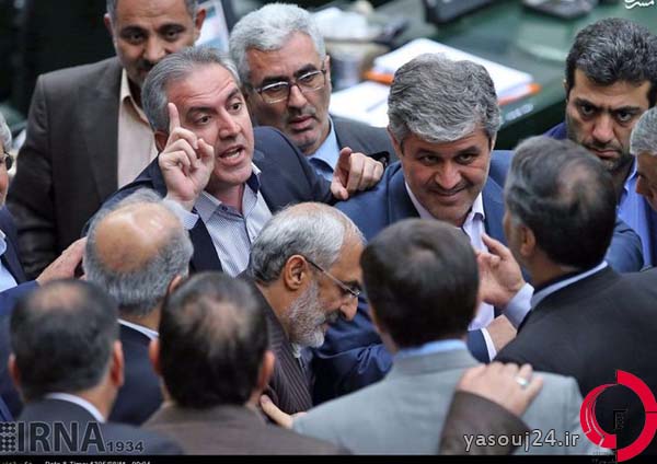 درگیری تاجگردون در مجلس