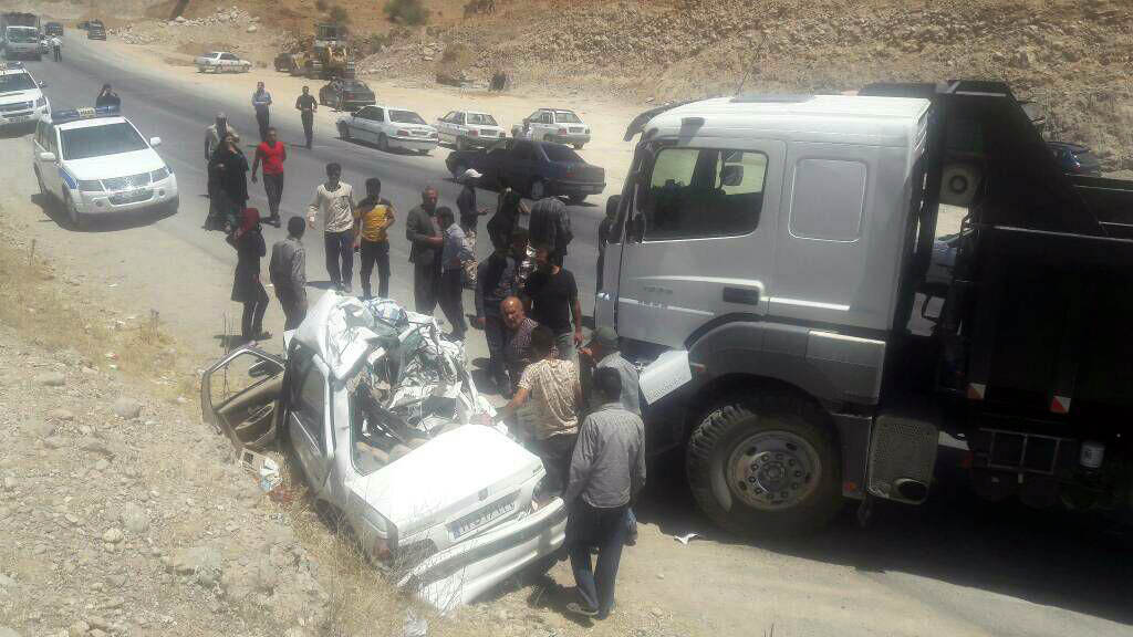 تصادف, تصادف شدید, تصادف مرگبار, پژو پارس, کامیون, محور یاسوج اصفهان, ایسنای کهگیلویه و بویراحمد, پایگاه خبری تحلیلی یاسوج 24