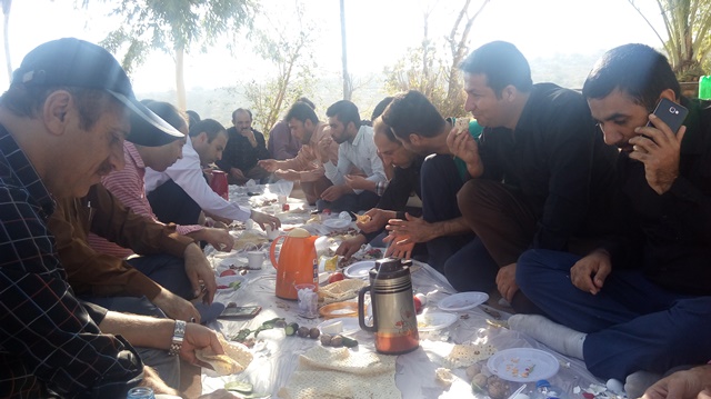 پیاده روی کارکنان شبکه بهداشت و درمان شهرستان چرام